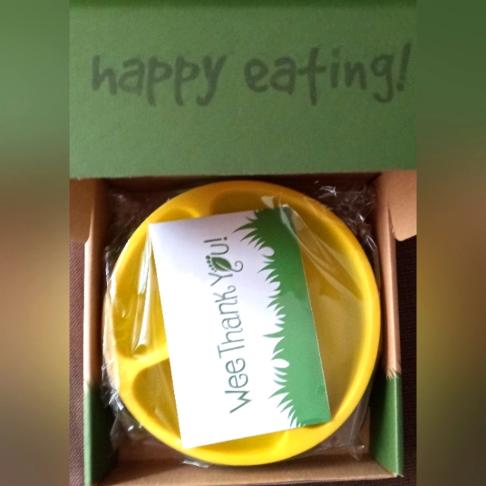WeeSprout Silicone Divided Plates for Babies & Toddlers 100% Food-Grade Set of 3 - Picture 12 of 16
